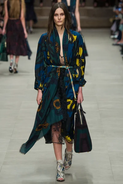 Look 37